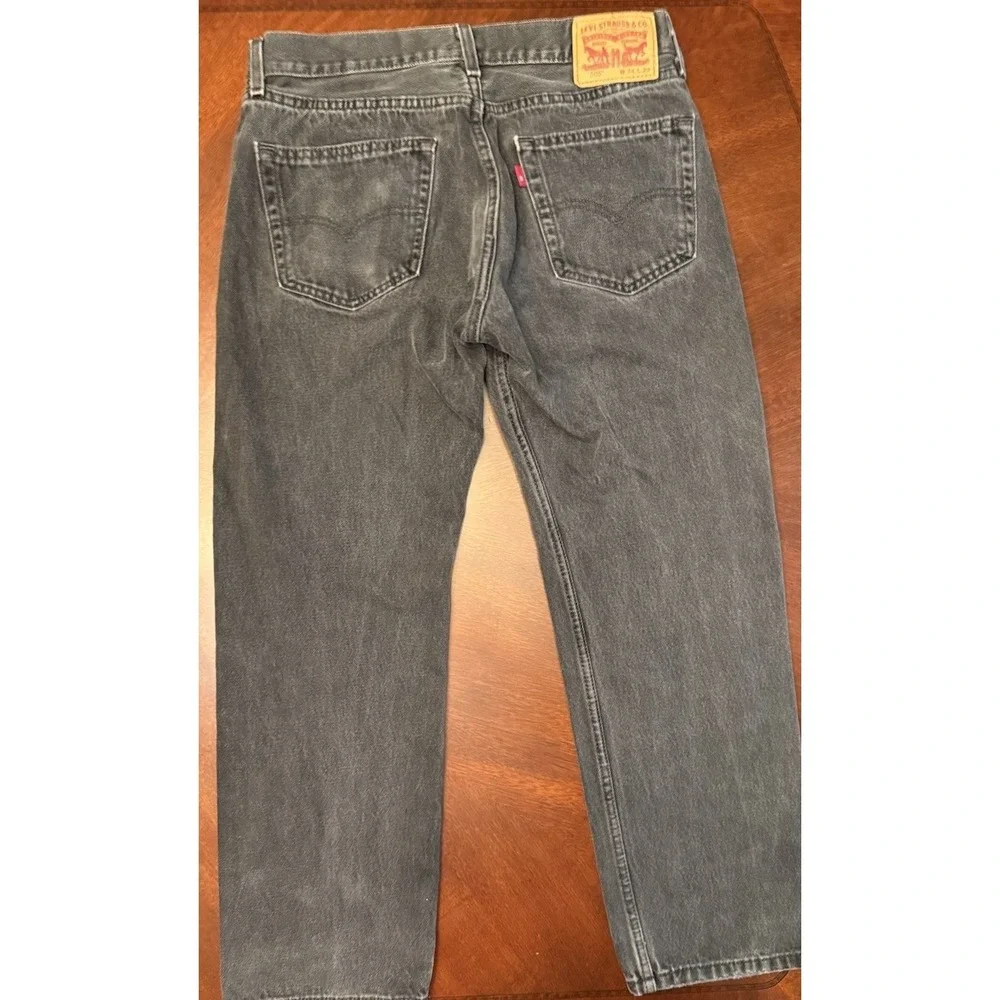 Levis tags these